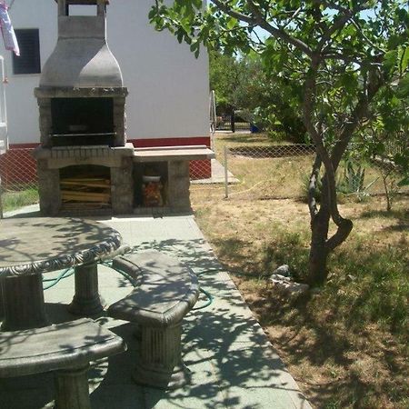 Apartmani Paklenica Starigrad Paklenica Esterno foto