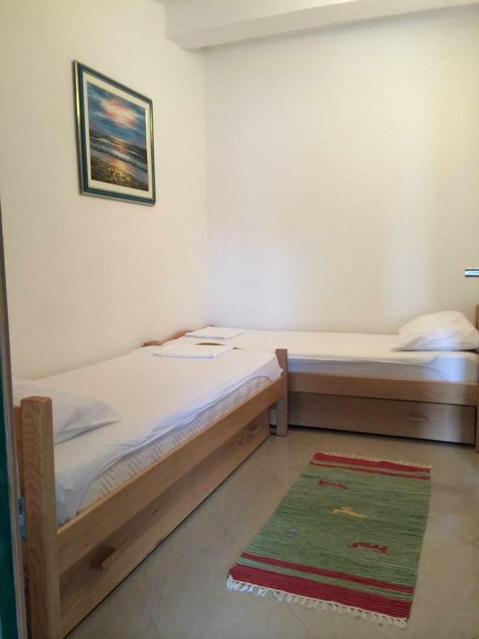 Apartmani Paklenica Starigrad Paklenica Esterno foto