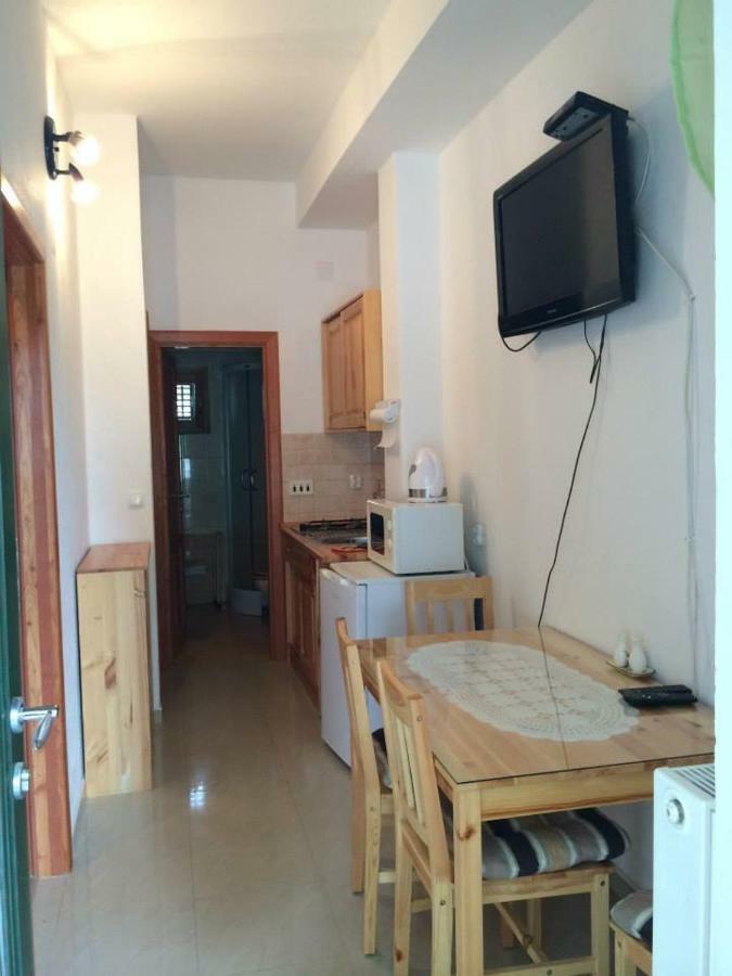 Apartmani Paklenica Starigrad Paklenica Esterno foto